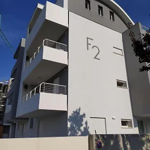 F2 - Ocean Blue Apartment
